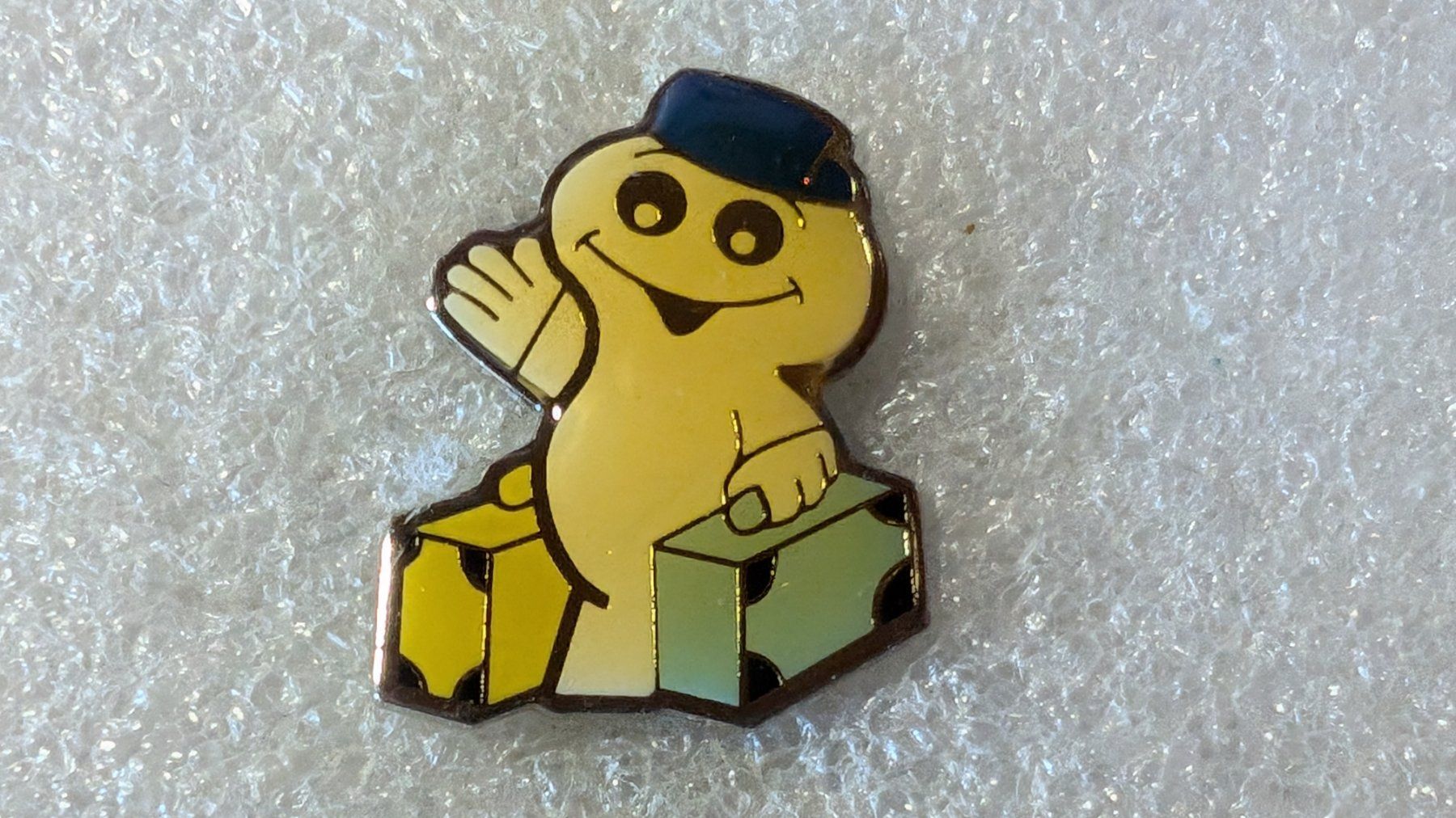 Placchette & Badge: Ansteckpin 229: Maga Bio – Usato da Oppligen venduto da Pin-Fall-Shop