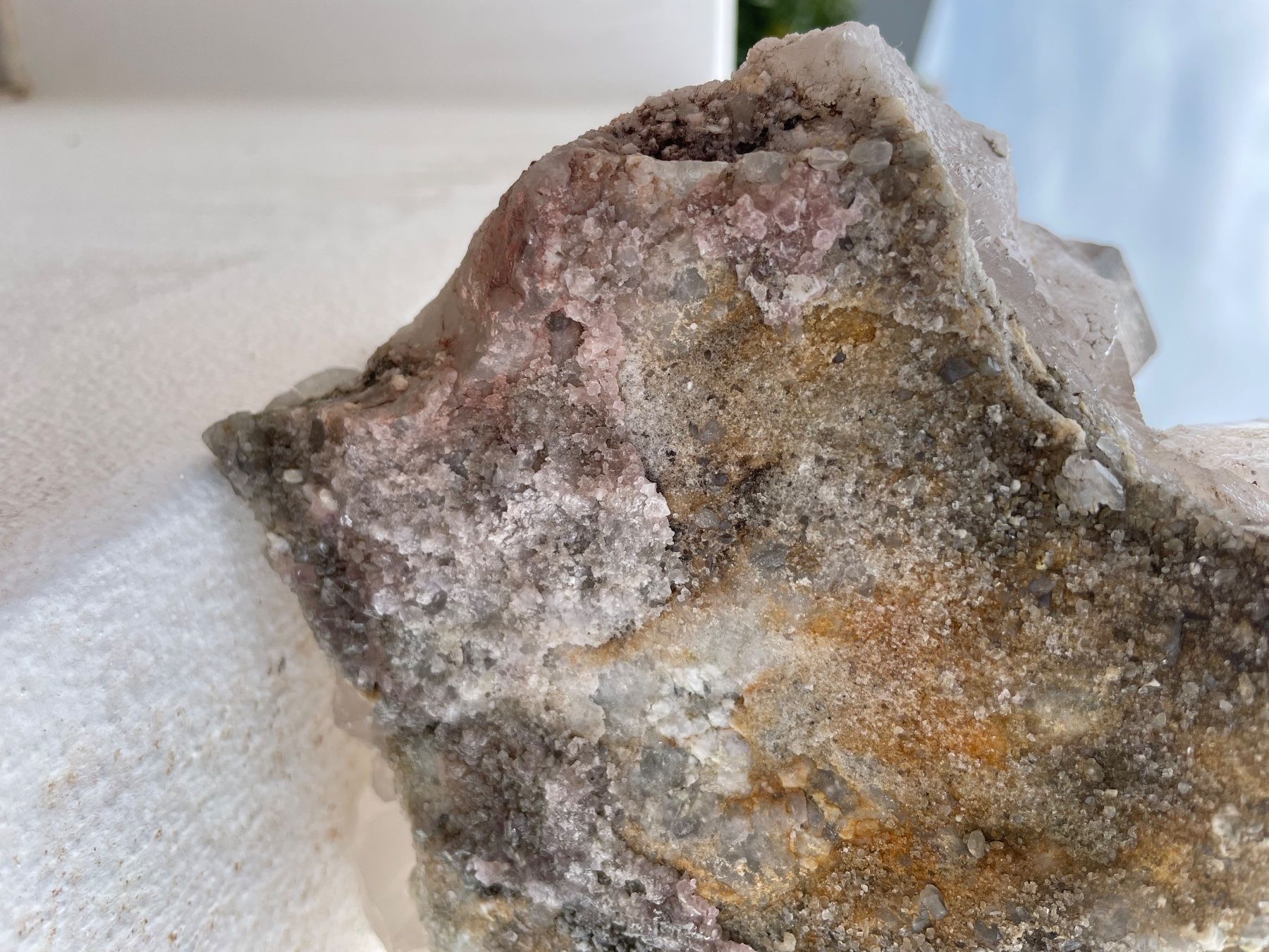 Minéraux & Lithothérapie: Quartz Group & Fluorite Rose Gothard – D'occasion à Genève par qua_q7kb 6