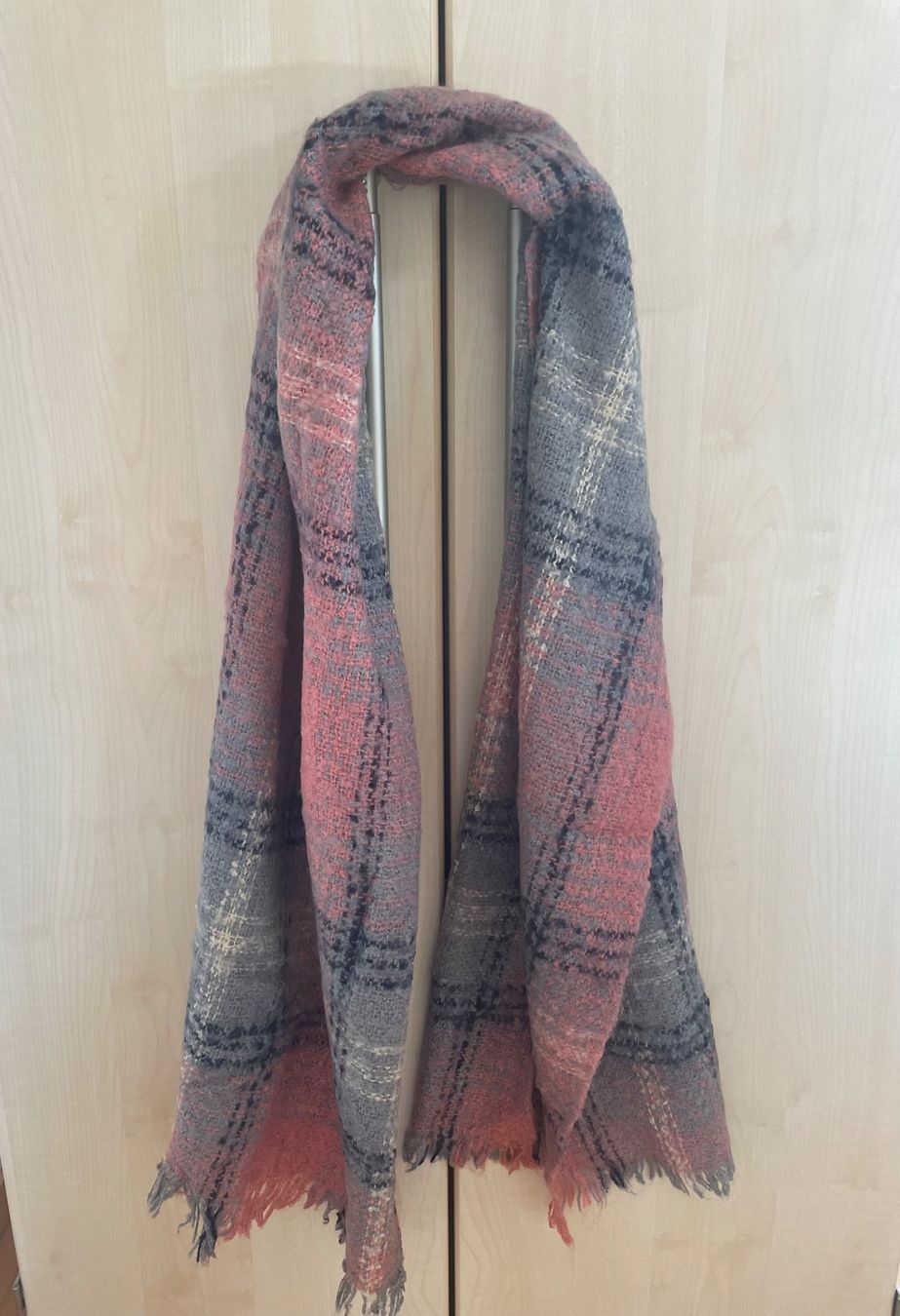 Foulards, Tücher & Schals: Warmer Schal – Neu (gemäss Beschreibung) aus Urdorf von roses202