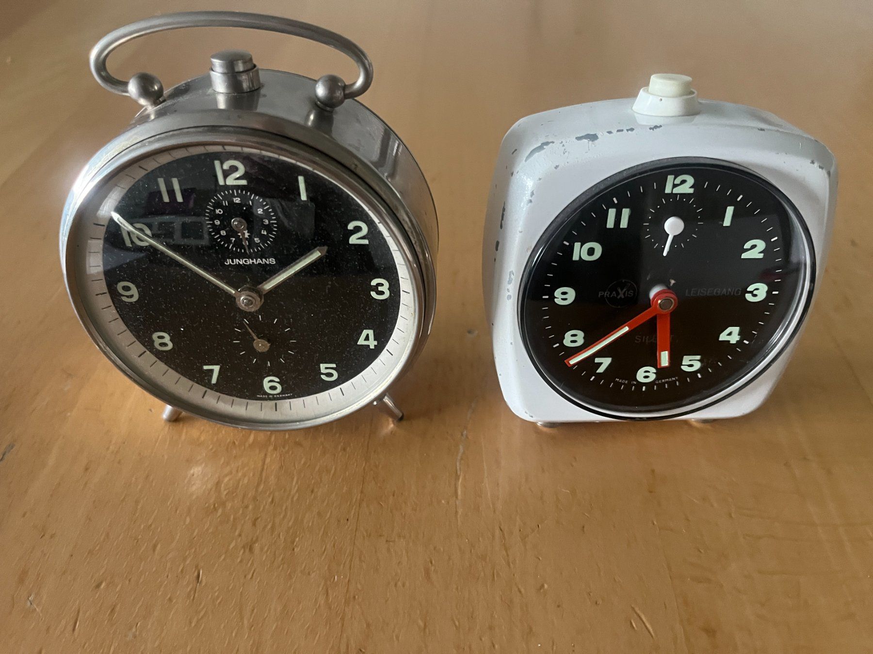 Sveglie: Junghans und Leisegang Wecker Vintage, – Difettoso da Zürich venduto da Dmbz 2