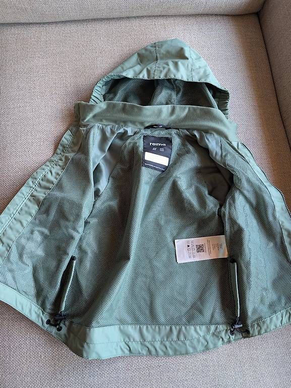 Vestes & Manteaux: Kinder Regenjacke Reima  – D'occasion à Mühlrüti par mar_rl6q 1