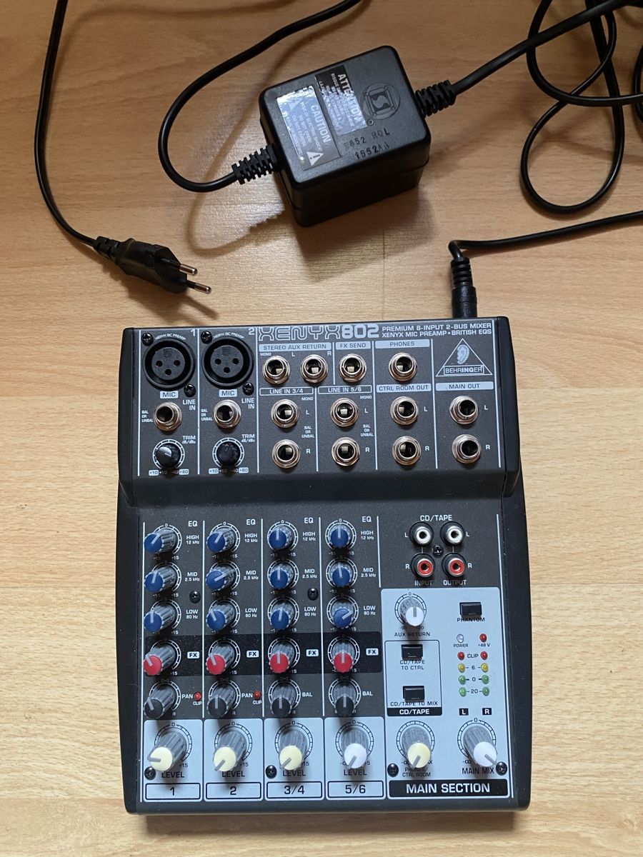 Behringer Mischpulte: Table mixage Behringer Xenyx 802 – Gebraucht aus Rochefort von runeii