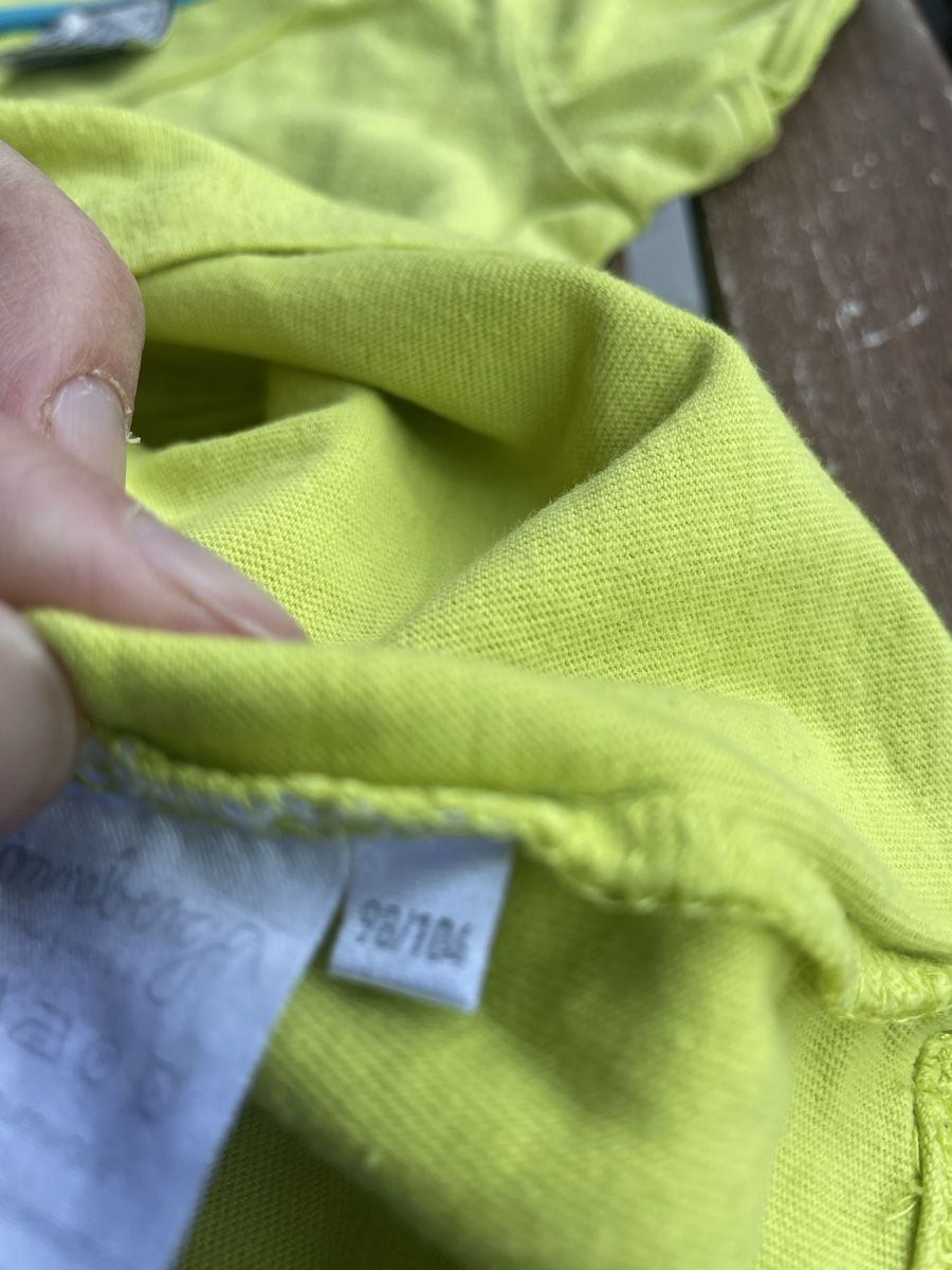 Camicie, T-shirt & Polo: Lönneberga T-Shirt Grösse 98/104  – Usato da Bern venduto da brup 3
