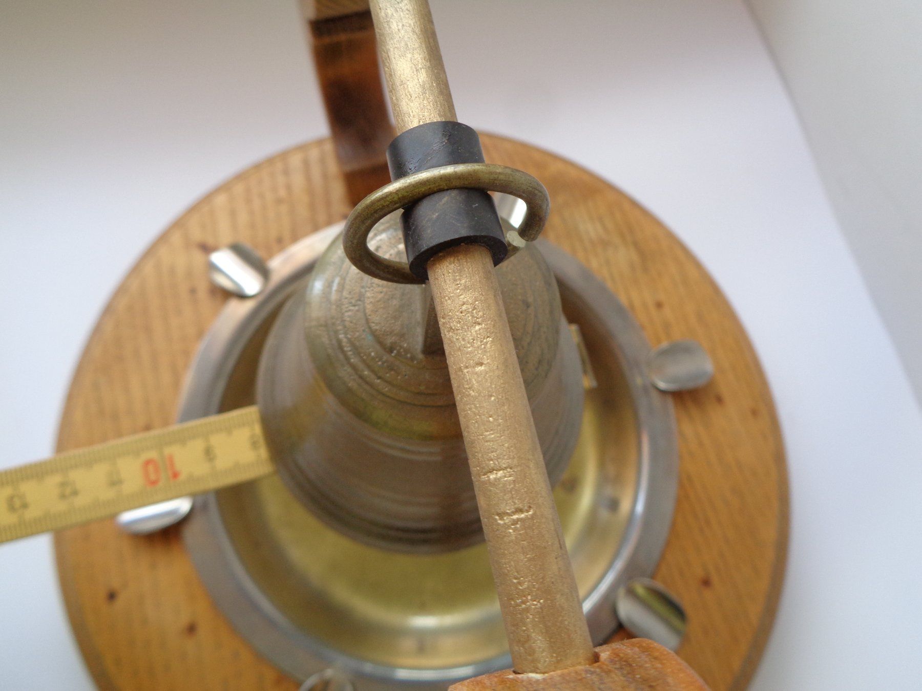 Portacenere: ALTER STAMMTISCH ASCHENBECHER MIT GLOCKE – Usato da Henggart venduto da Pascha22 5