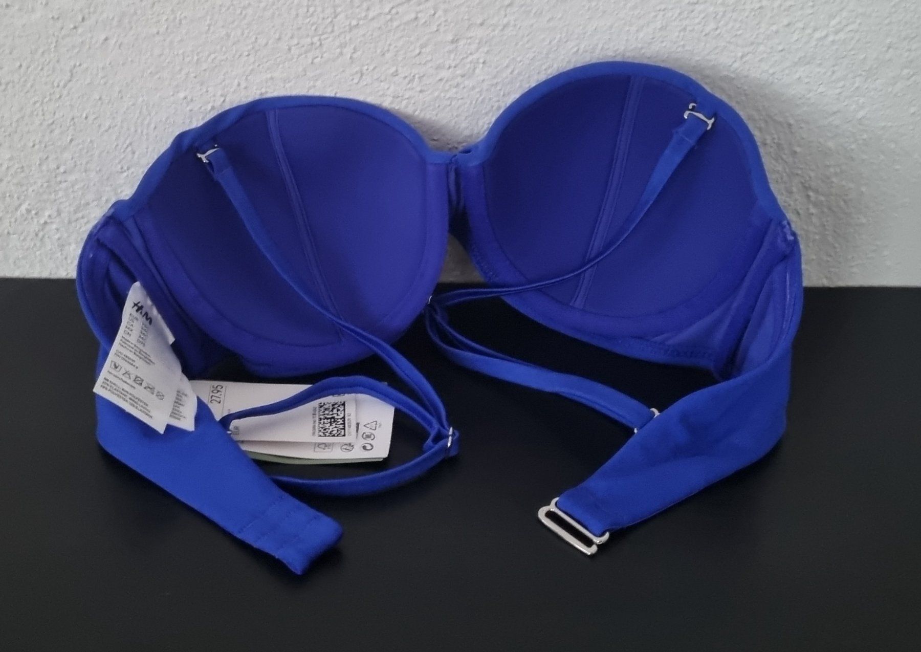 H&M Costumi da bagno & Bikini: Bikini Oberteil Bandeau - 75C von H&M – Nuovo e nell'imballaggio originale da Affoltern am Albis venduto da thingsANDthings 1