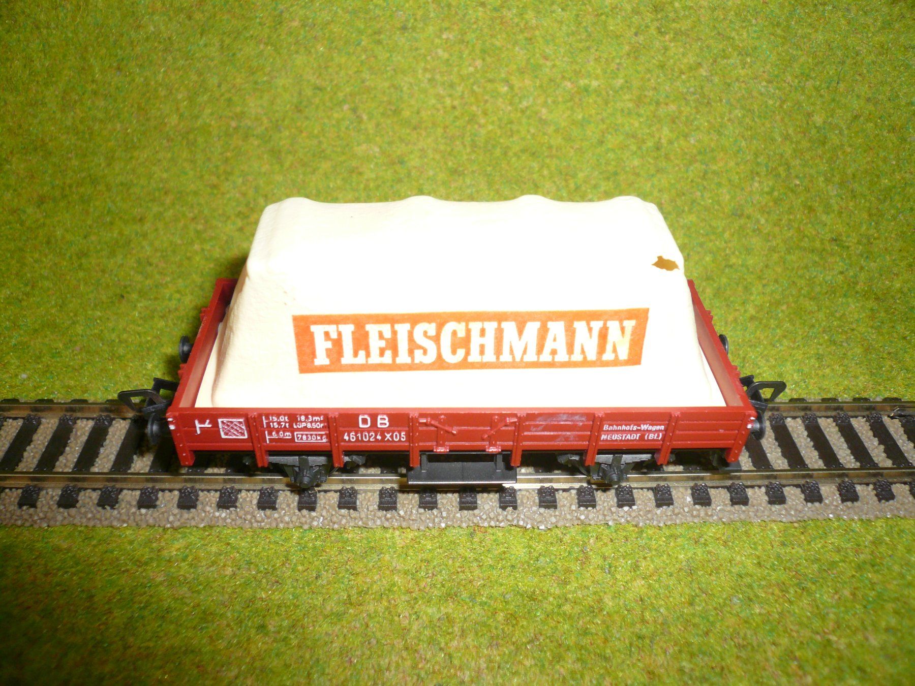Fleischmann Modellini di ferrovie: Plane-Güterwagen – Difettoso da Zürich venduto da Gaegs 2