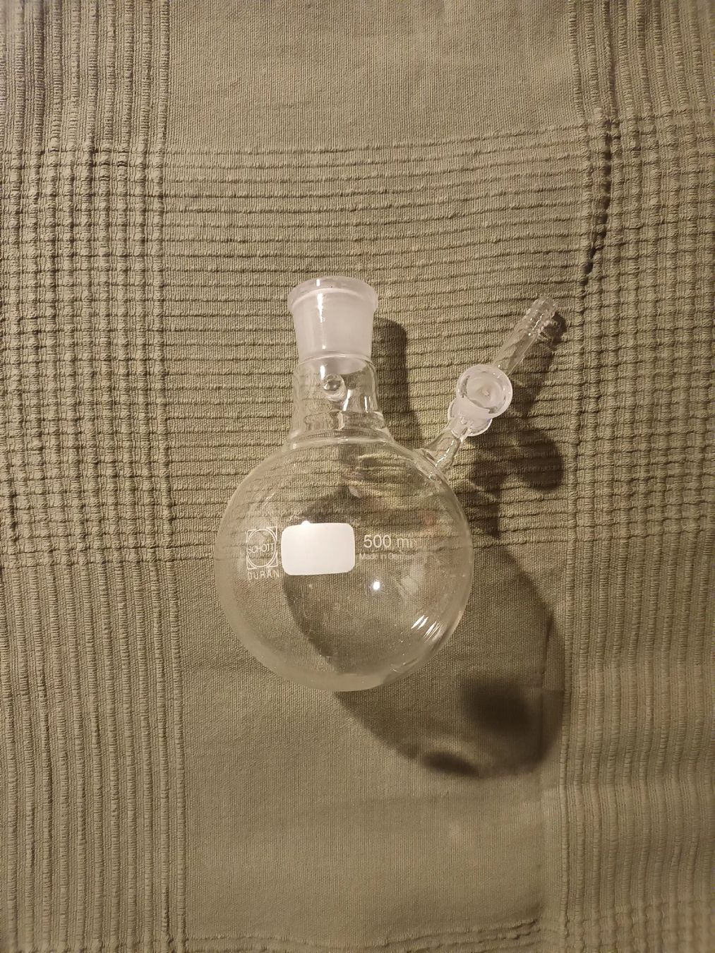 Schott Bicchieri: Schlenk Flask 500 ml - NS 29/32 – Usato da Ecublens VD venduto da emi_d6tr