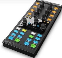 Native Instruments Traktor X1MK2 + Decksaver , neu - new