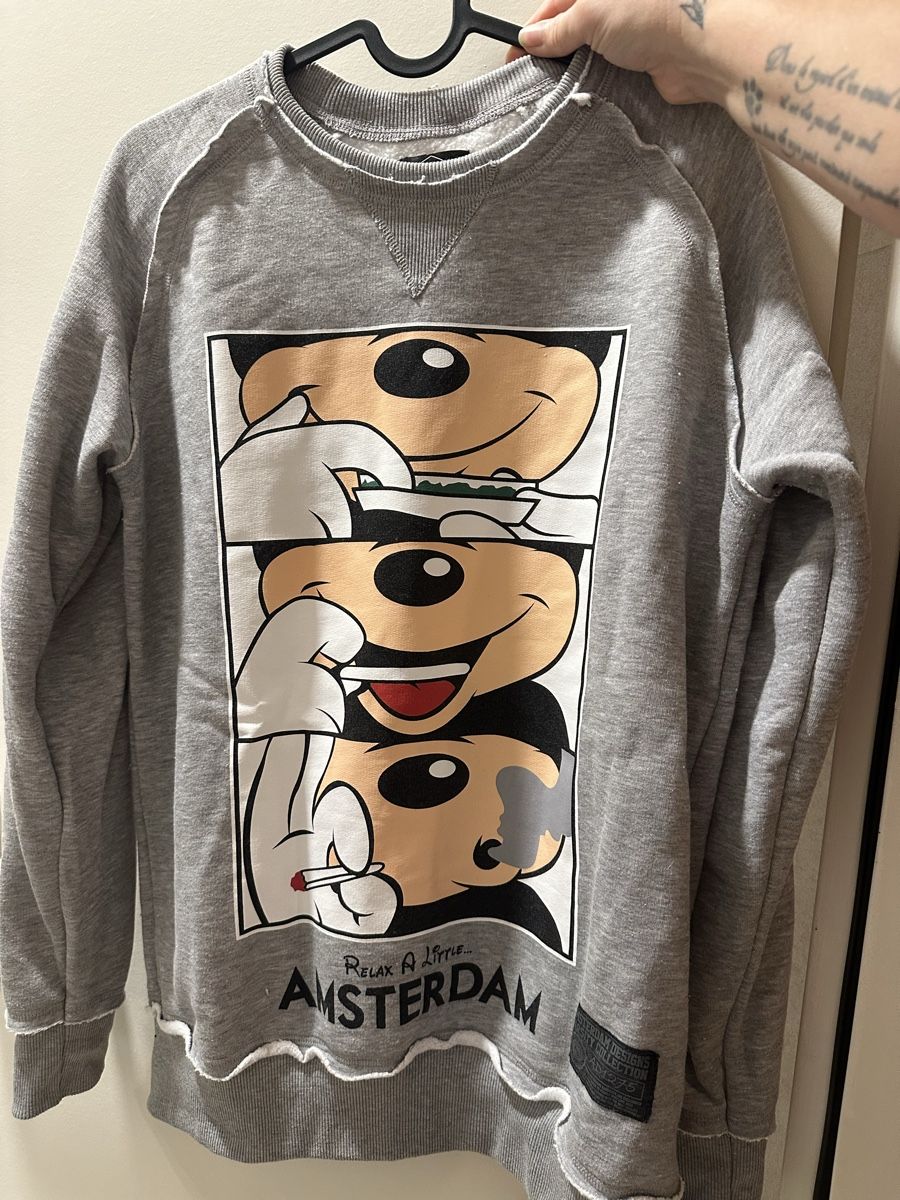 Pulls & Sweat-shirts: Pull sweat Mickey Amsterdam taille S neuf – Neuf avec emballage d'origine à Plan-les-Ouates par aur_z5pj
