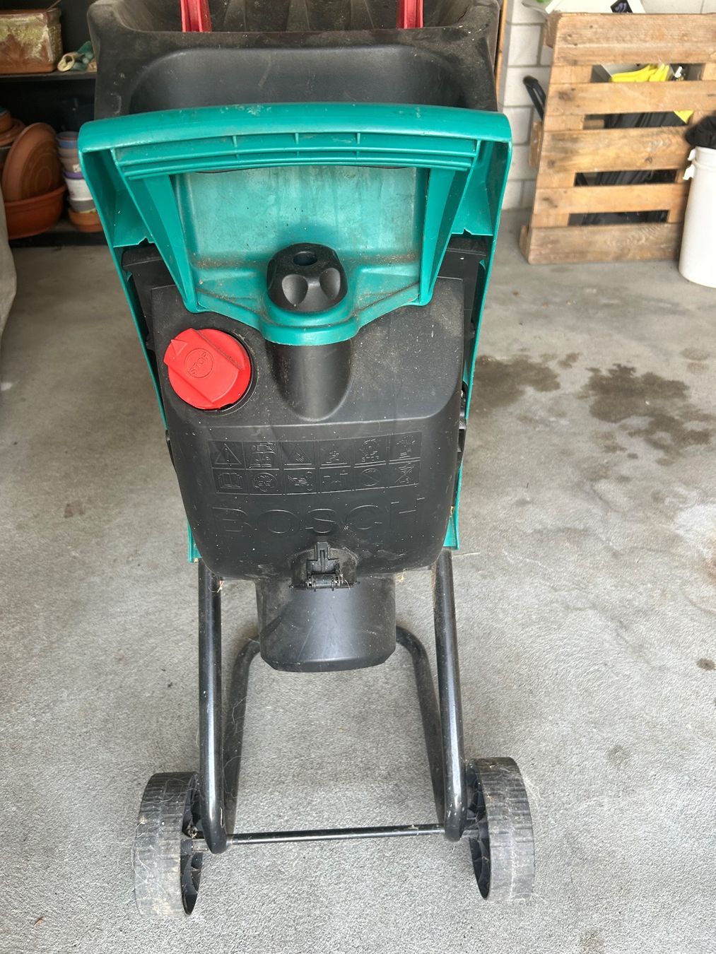 Bosch Trinciatrici: Holzhäcksler Bosch AXT 2000 – Usato da Tägerig venduto da scb06 1