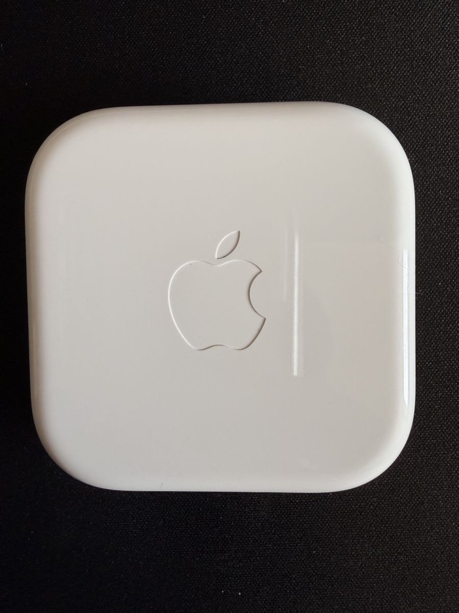 Apple Casques audio: Apple EarPods originaux avec prise jack 3,5 mm. – Neuf avec emballage d'origine à Chézard-St-Martin par chr_vz22 1