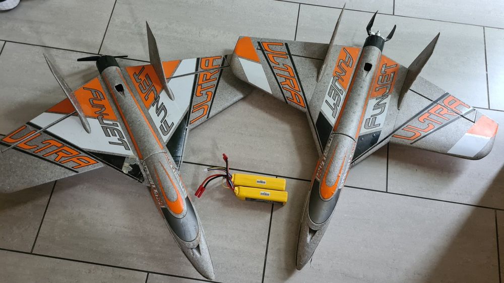 2 Multiplex Funjet ultra mit Motor, Regler, Servos + 2 Akkus (Gebraucht ...