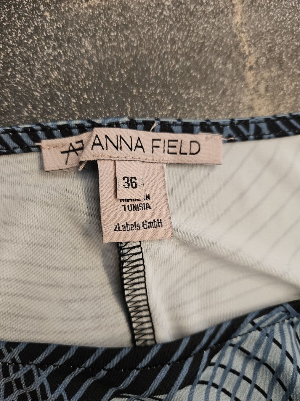 Anna Field Robes: Anna Field Kleid Grösse 36 schwarz pink – Neuf (Voir description) à Ormalingen par nomolnoi 4