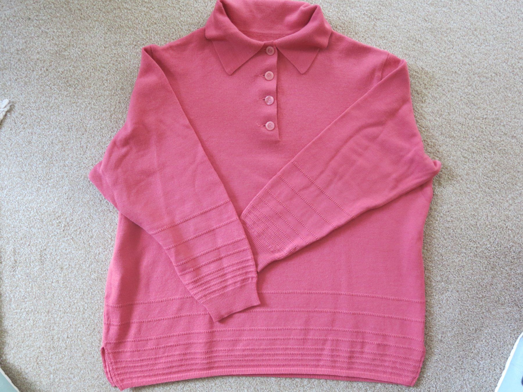 Maglioni & Felpe: Pinker Pullover, Gr. ca. 44 – Usato da Birsfelden venduto da myshop