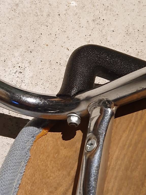 Sedie: GRATIS ....10 Stk. Schwingstühle ..... GRATIS – Usato da Burgdorf venduto da Patricio69 3