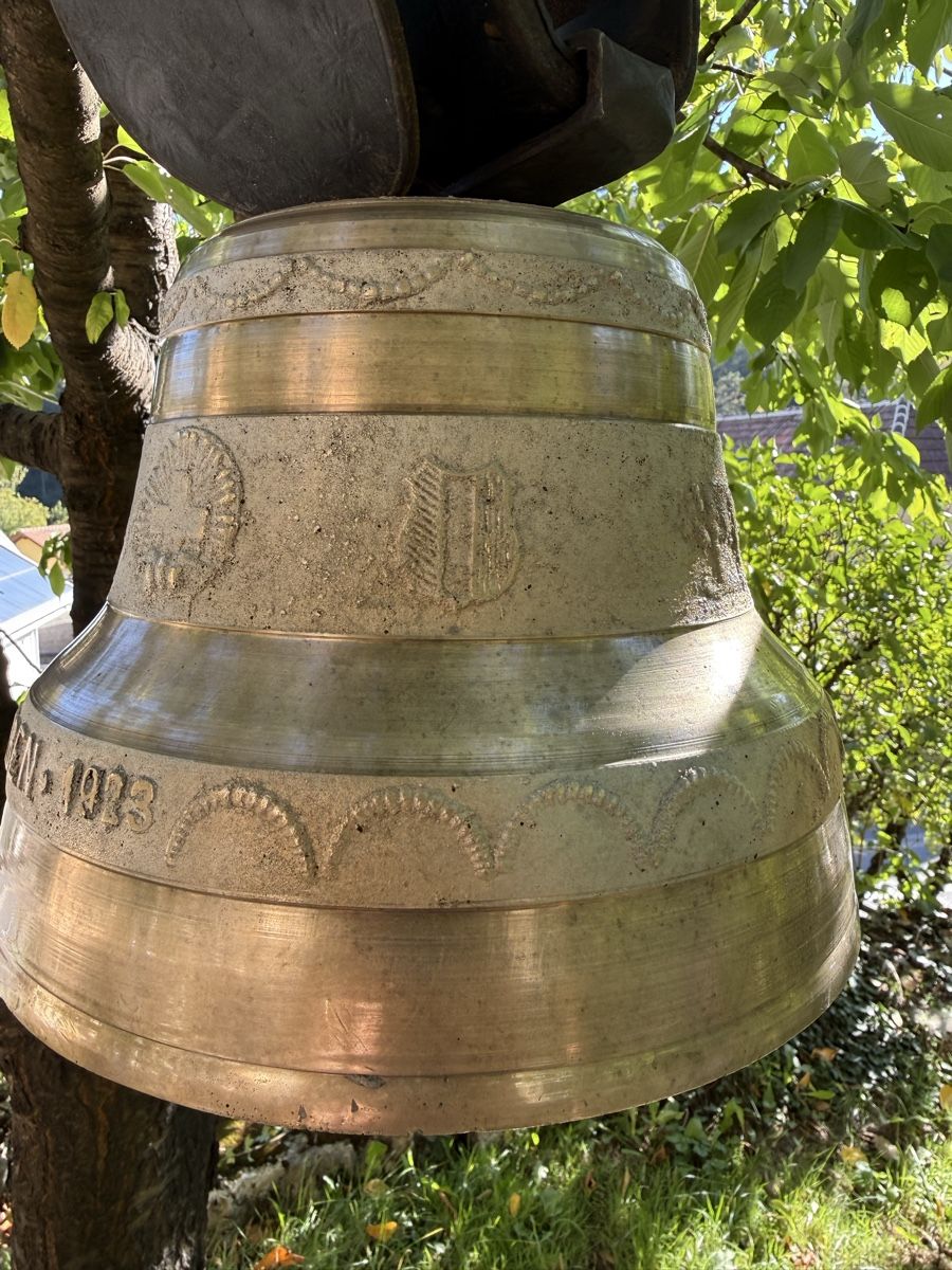 Glocken & Treicheln: Cloche de vache – Gebraucht aus Frinvillier von Samsara77 6