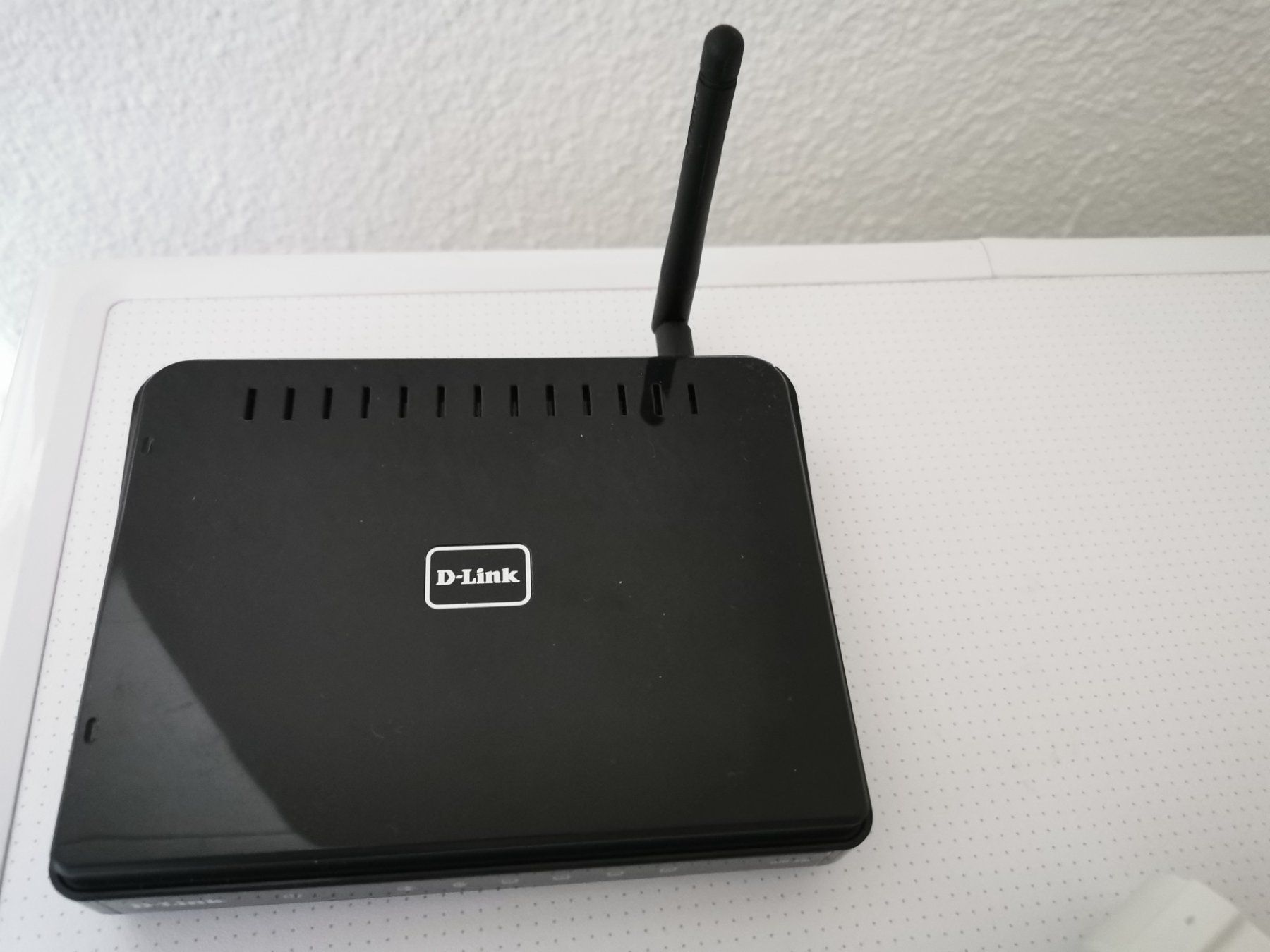 Dlink Modem & Router: D-Link Dir-600 Wi-fi Router – Usato da Baar venduto da NGA1982