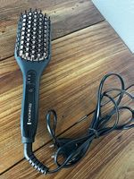 Remington Haarglätter Bürste