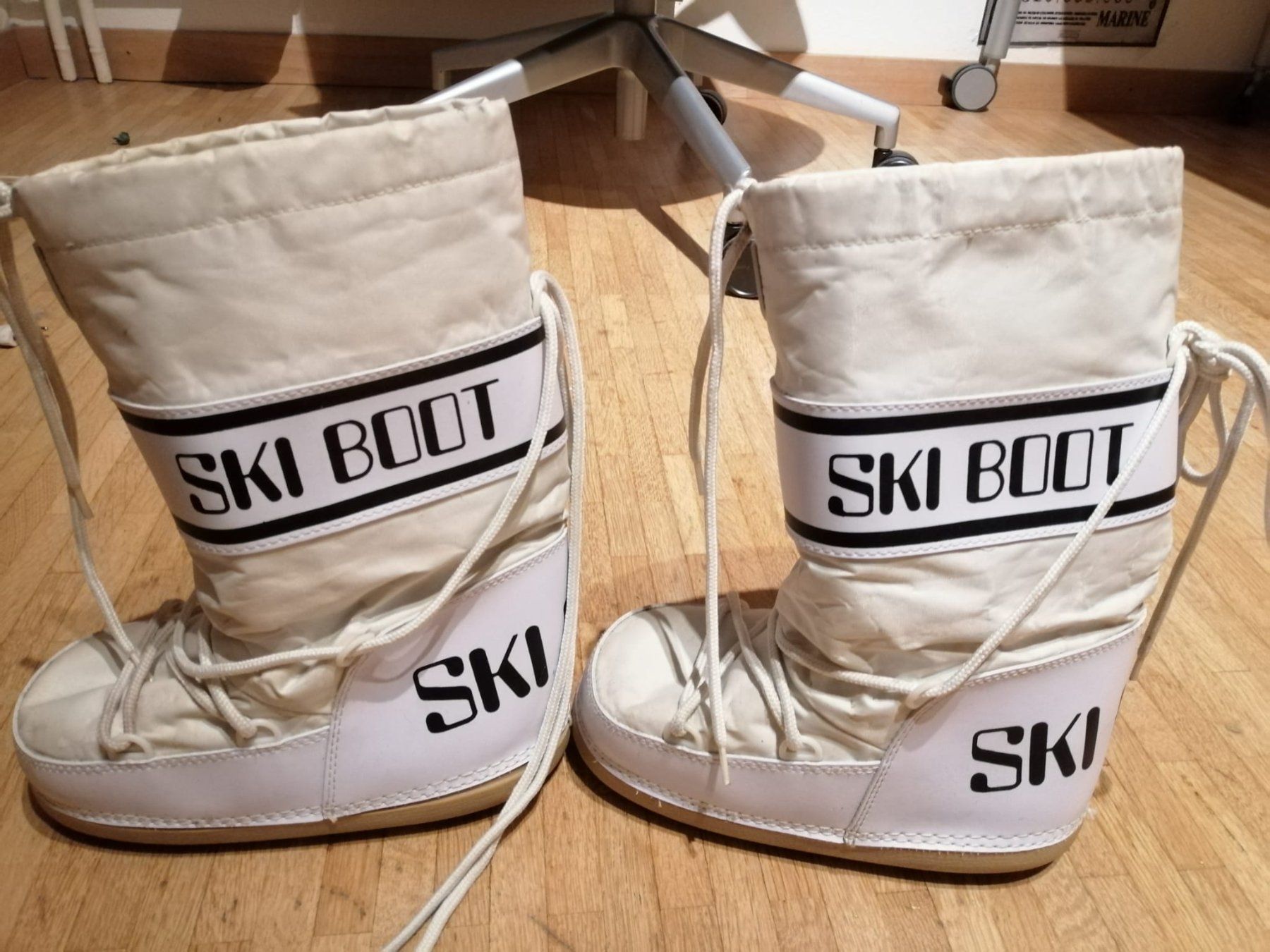 Herrenschuhe: Ski Boots blanches, 35-37 en bon état. – Gebraucht aus Genève von tremmetri 2