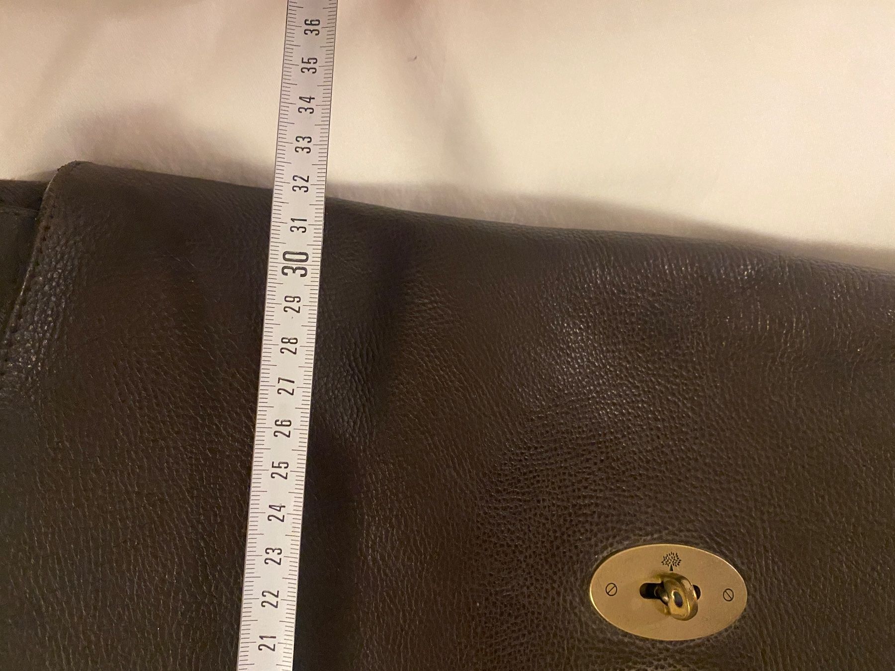 Mulberry Borse: Mulberry Chocolate Brown Leather Shoulder Bag – Nuovo (secondo la descrizione) da Reinach BL venduto da stutkir 9