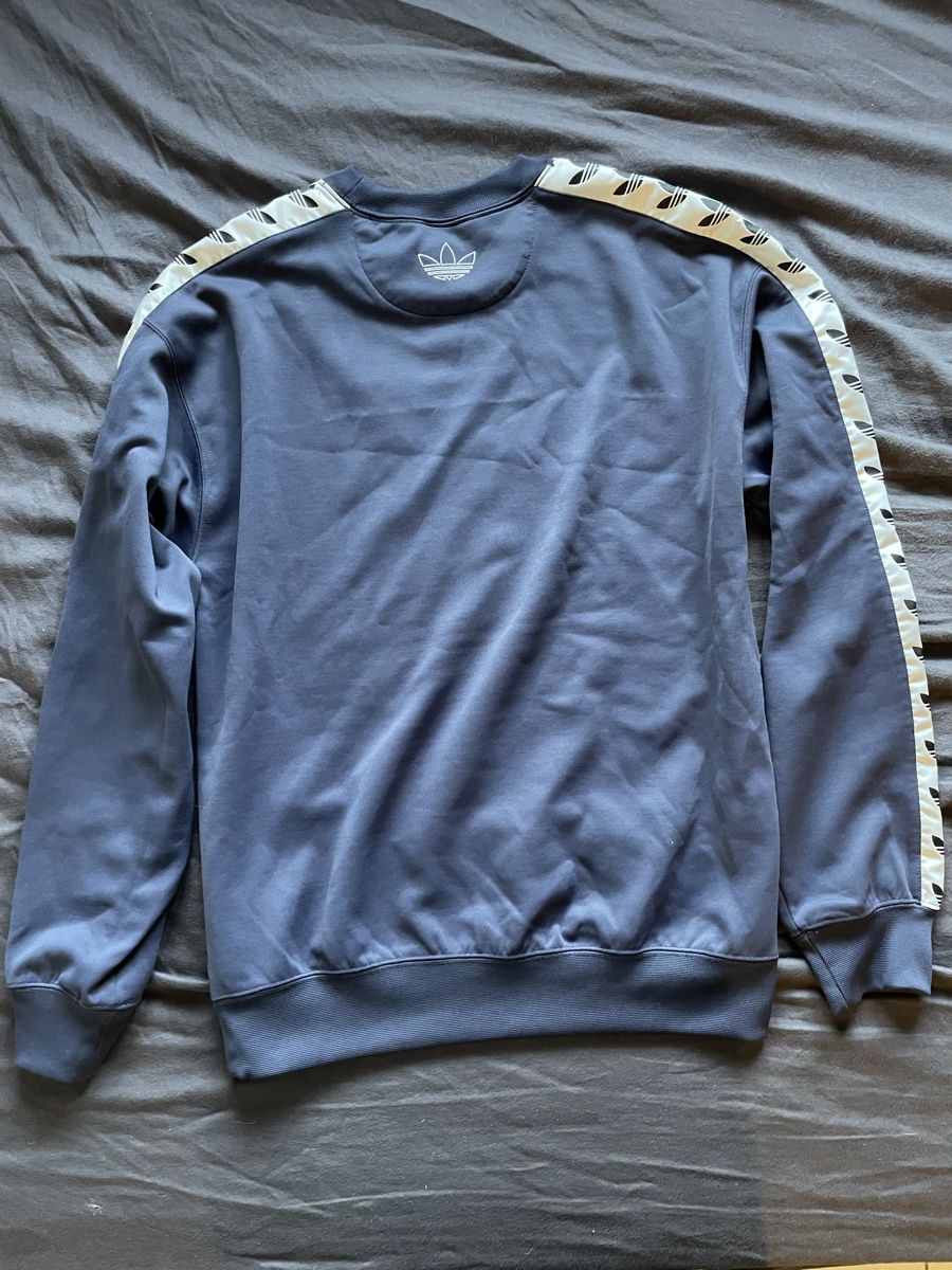 Adidas Maglioni & Felpe: Adidas Sweatshirt blau Grösse S – Usato da Spreitenbach venduto da dar_26yd 2