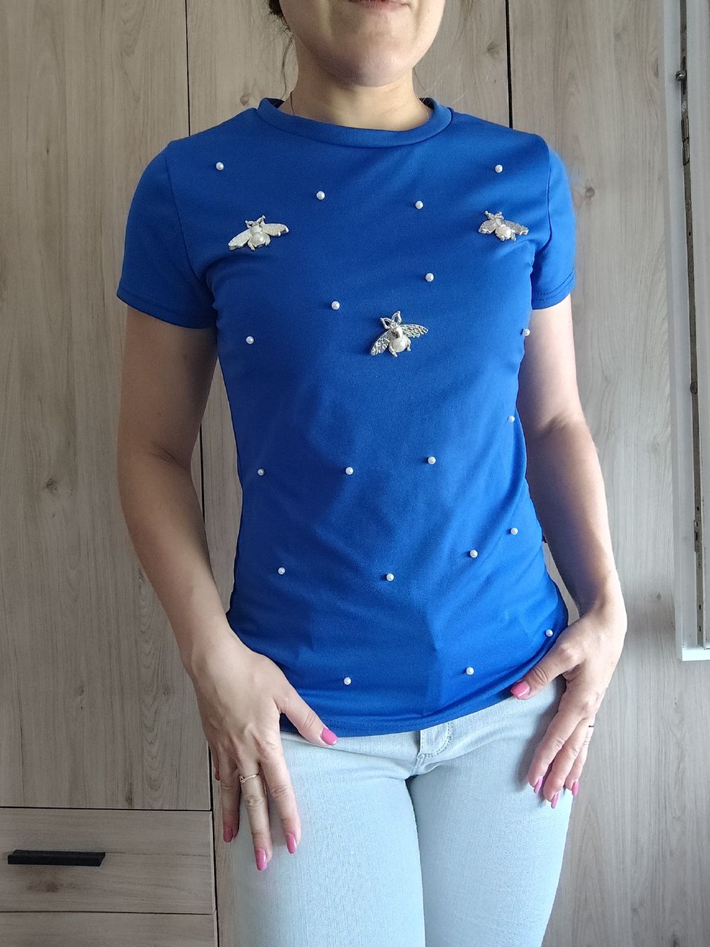 Camicette: T-Shirt Blue Size S Bee Pearl Appliqué Polyester – Usato da Mägenwil venduto da VintageGirly
