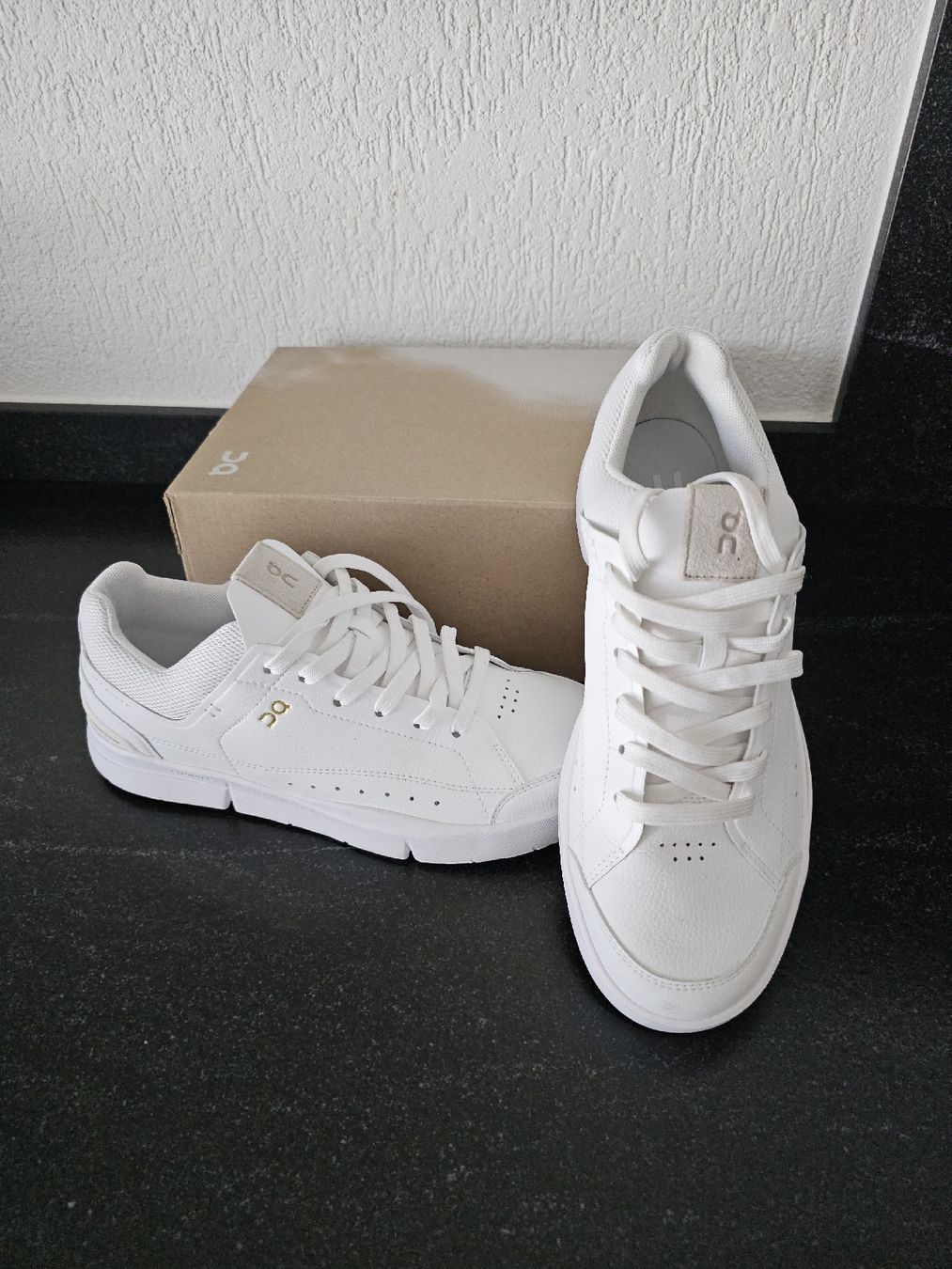 On Scarpe da uomo: ON The Roger taille 42 – Nuovo (secondo la descrizione) da Attalens venduto da mar_rq8k 3