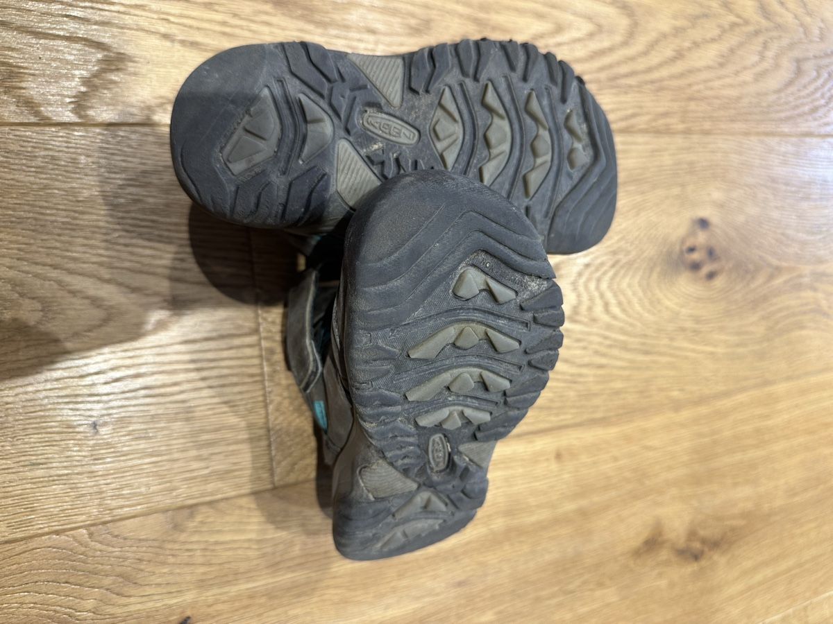 Keen Scarpe da uomo: Keen Wanderschuhe 27/28 – Usato da Balgach venduto da deb_g59x 2