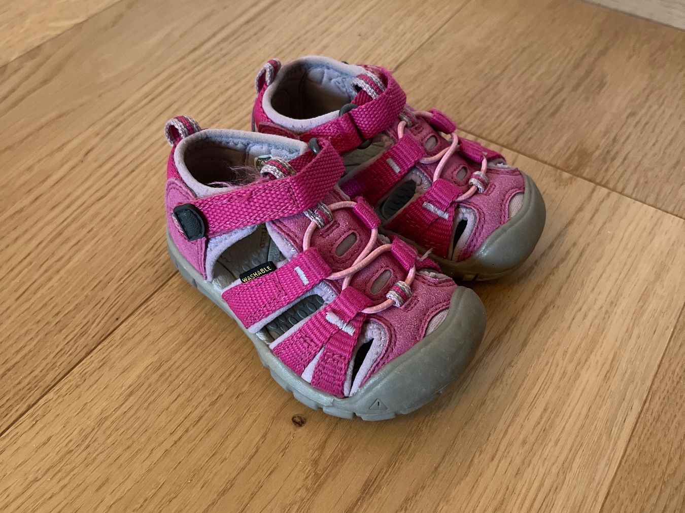 Keen Scarpe per ragazze: Keen Sandalen Gr 20/21 – Usato da Winterthur venduto da ani_svs9