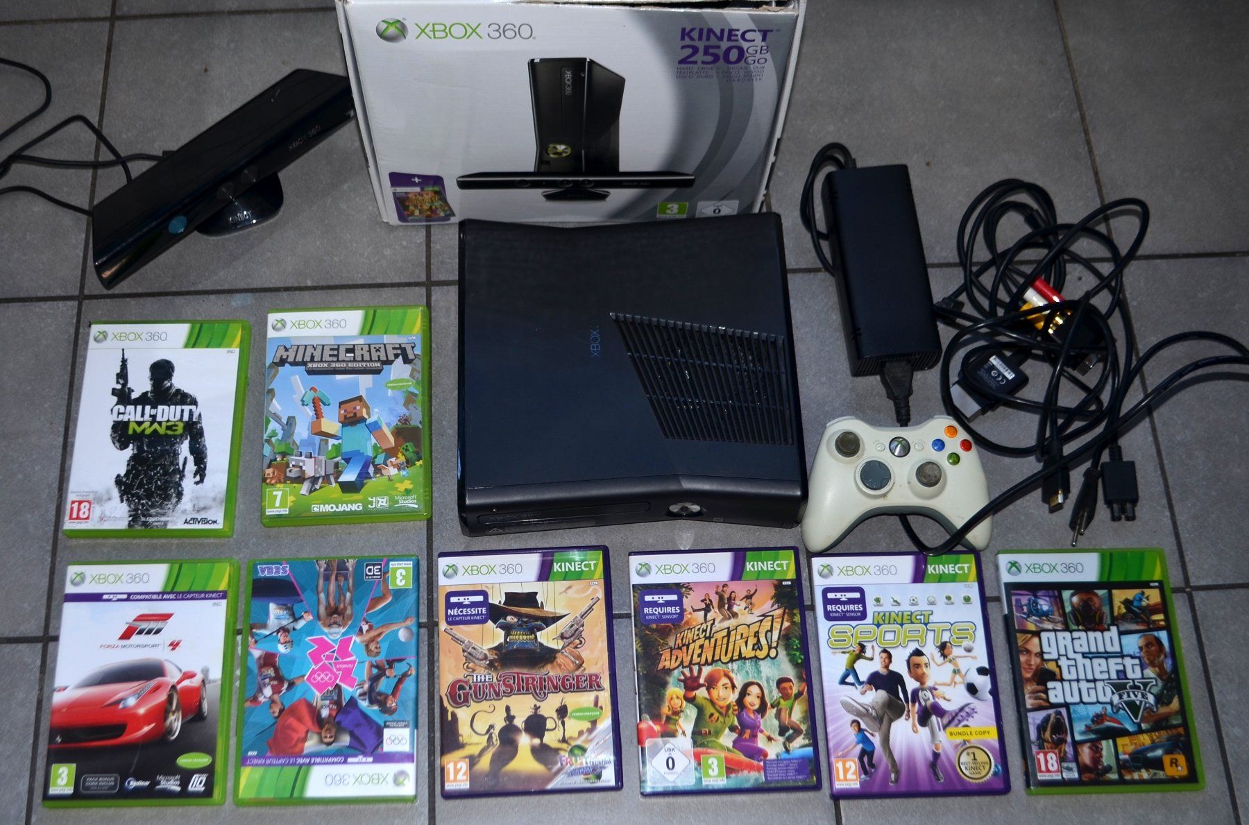 Microsoft Consoles: Xbox 360 – D'occasion à Collonges par arashee
