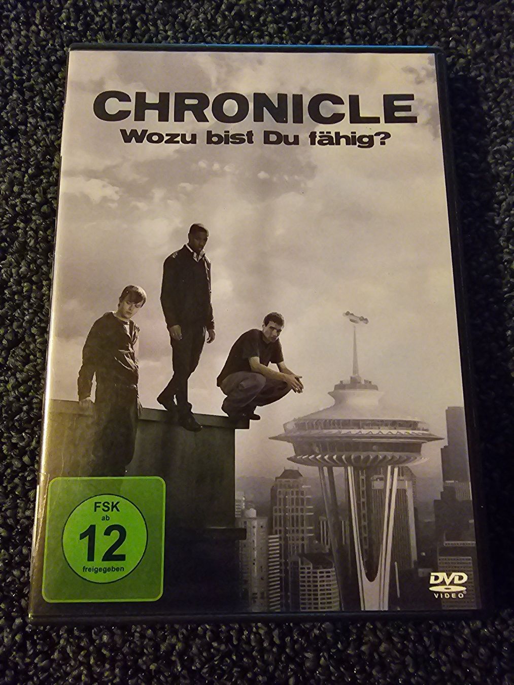 Tutti i DVDs: CHRONICLE(14457) – Usato da Ruswil venduto da M71