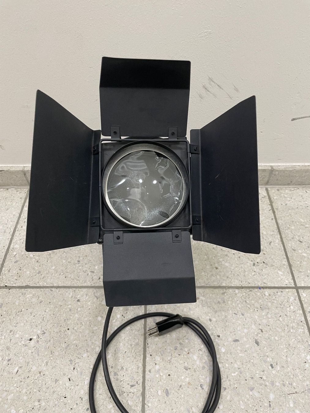 Lampade: Scheinwerfer Selecon 650W – Usato da Hittnau venduto da pianokeller 1