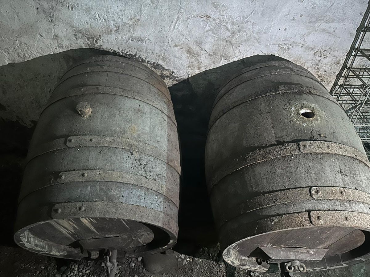 Sonstiges: 2 Alte holzfässer / Weinfässer – Gebraucht aus Schafisheim von Flawiia 1