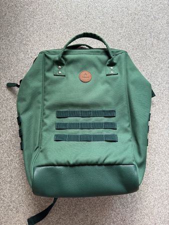 Cabaia Adventurer Rucksack 23L, Dunkelgrün, sehr guter Zusta