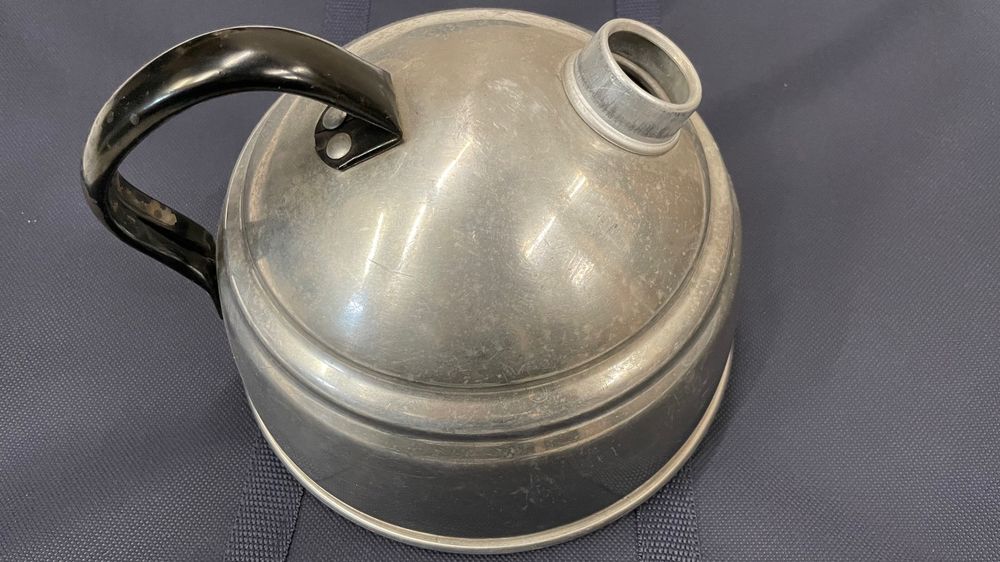 Edelstahl Wasserkocher Für Herd - 2,5L Ohne Pfeife - Mit Holzgriff Für Alle Herdarten