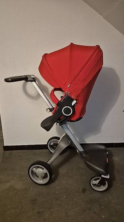 Carrozzine: Stokke xplory Kinderwagen rot – Usato da Winterthur venduto da Happy-Baby 4