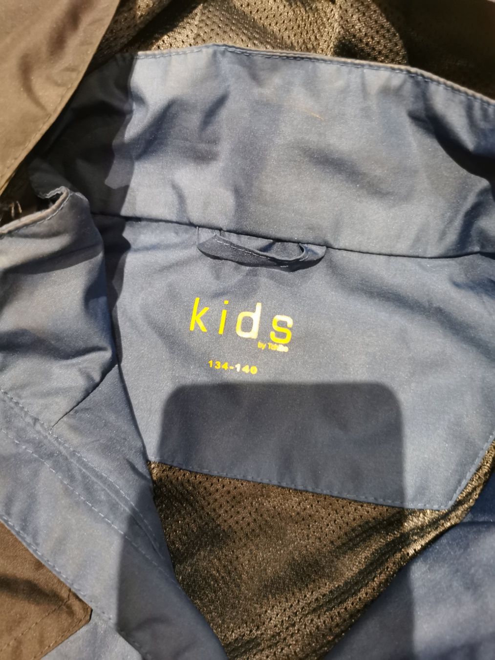 Giacche & Cappotti: Tchibo Regen-/Windjacke Gr. 134/140 – Usato da Konolfingen venduto da torina85 2