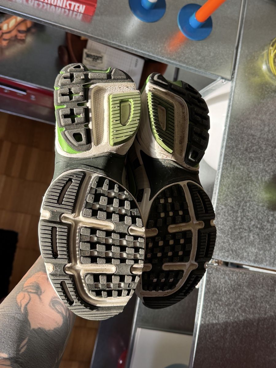Nike Scarpe da uomo: Nike Sneaker size 39 - Green White - like new – Nuovo (secondo la descrizione) da Effretikon venduto da expiredrice 3