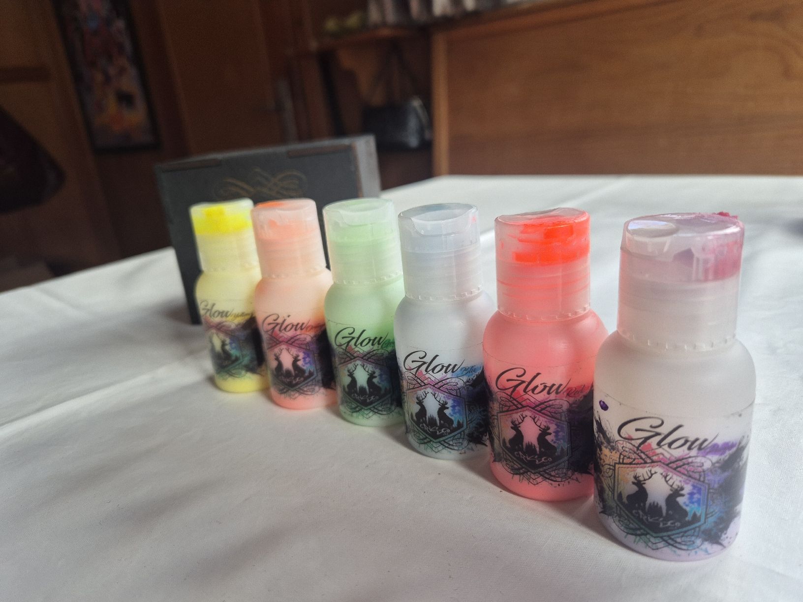 Farben: Glow Paint Set 6 Farben Holzkiste  – Gebraucht aus Winkel von comeyerli