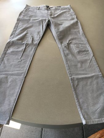 Herren-Hose von DSTREZZED CASUAL COOL Gr. 33/32/s. Beschreib