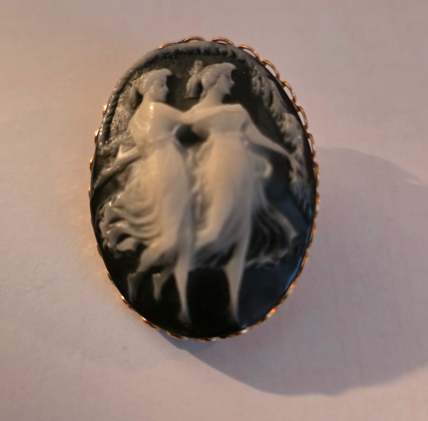 Broches & Aiguilles: Brosche wunderschön – D'occasion à Wittenbach par rose_rosi