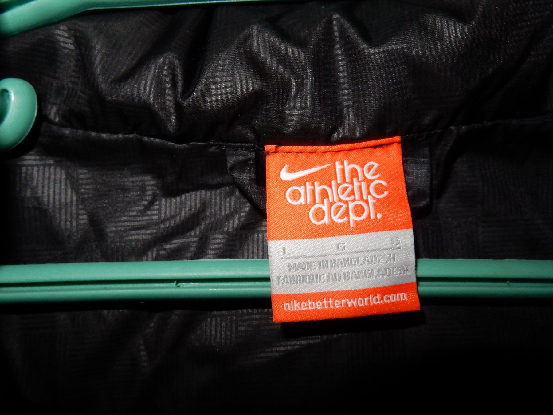 Nike Giacche: Daunenjacke NIKE, Gr. L / VINTAGE – Usato da St.Gallen venduto da regenbogen5 1