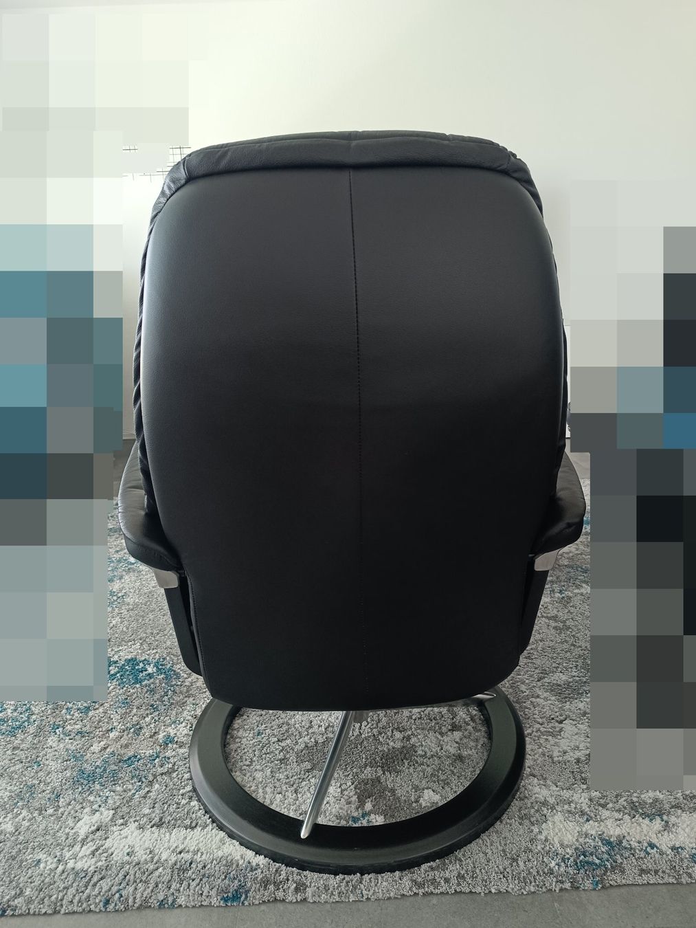 Stressless Fauteuils: Stressless Sessel mit Hocker, schwarzes Leder / Relaxsessel – D'occasion à Bülach par SunniMaro 4
