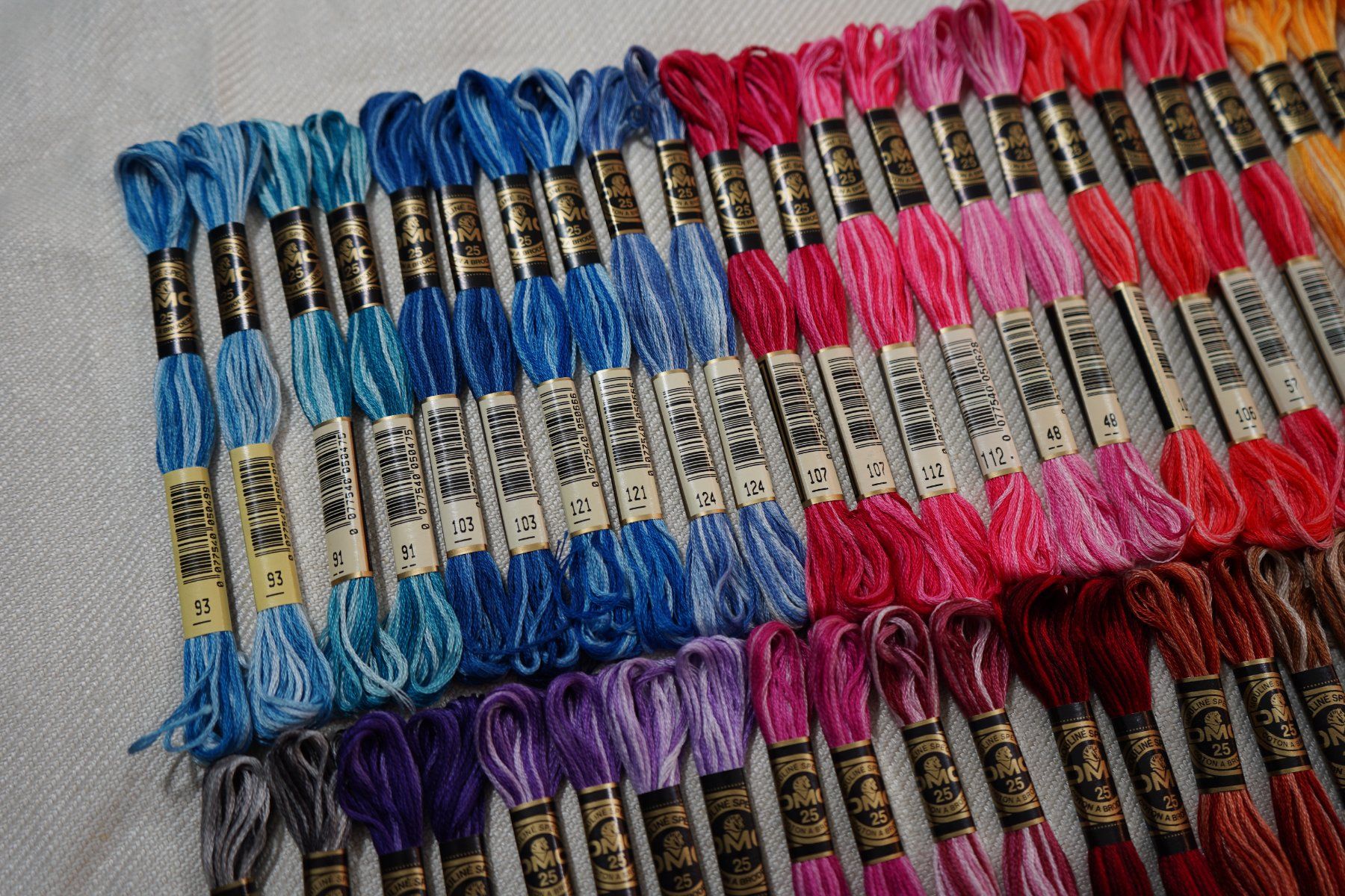 Cordicelle & Fili: 56 DMC Mouliné Spécial Multicolor Art 117 - LOSB3 – Nuovo e nell'imballaggio originale da Mels venduto da DACRI 6