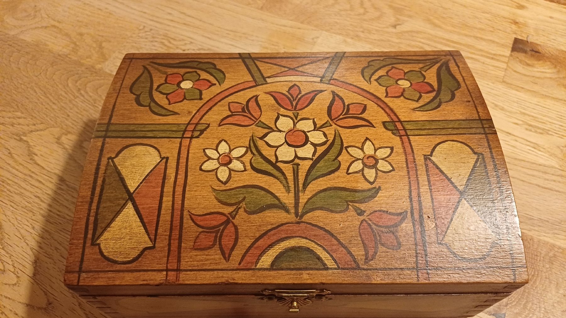 Truhen: Schöne Schatulle gebraucht – Gebraucht aus Flawil von Naphtali 2