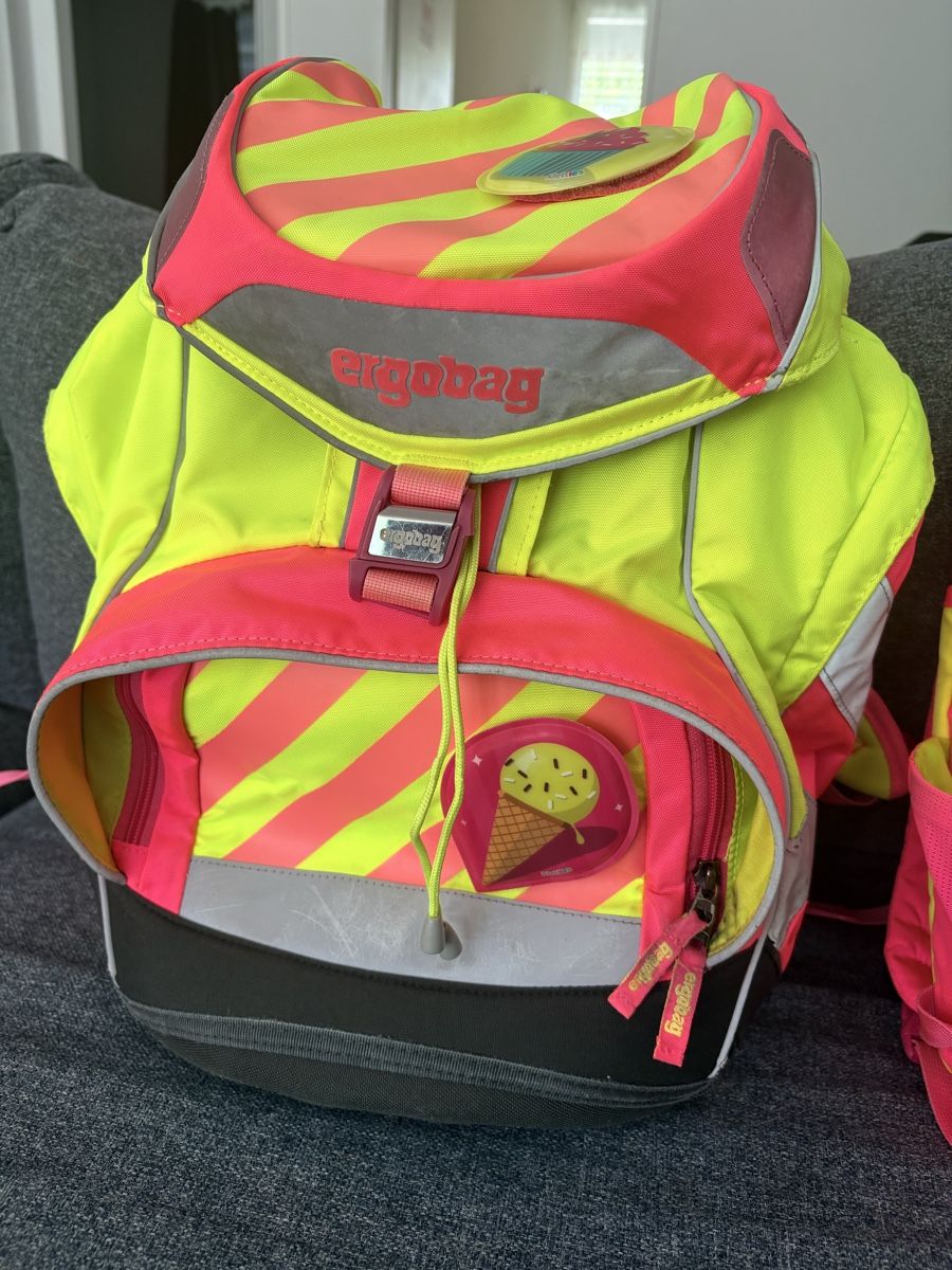 Ergobag Borse & Zaini: Ergobag Schulrucksack Set – Usato da Füllinsdorf venduto da tulpenzauber26 1