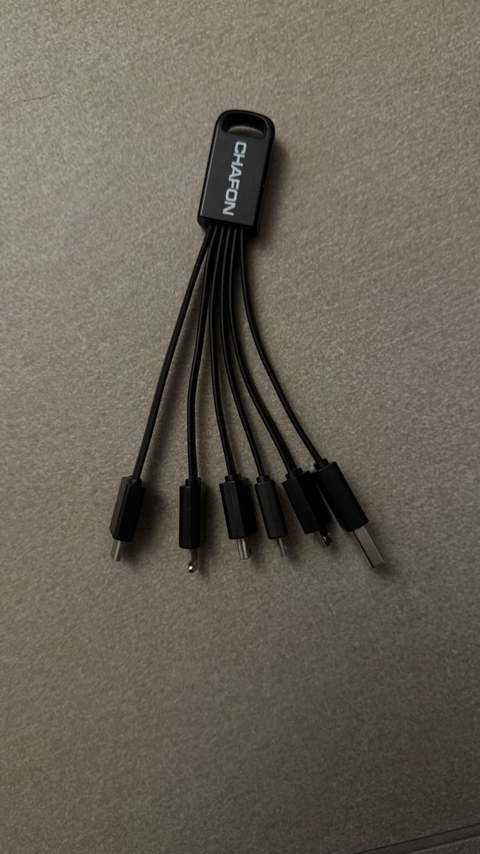 Cavi: 5 in 1 USB-Kabel – Nuovo (secondo la descrizione) da Hinwil venduto da norisenya