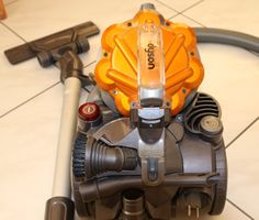 Dyson Staubsauger