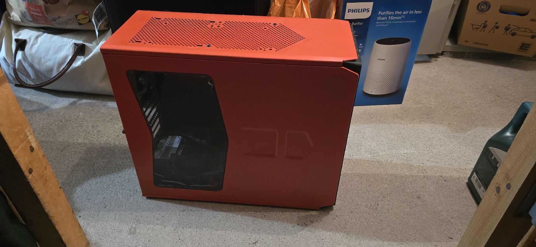 Corsair Boîtiers: Corsair Graphite 230T PC Case orange  – D'occasion à Meilen par Roobiedoobie 1