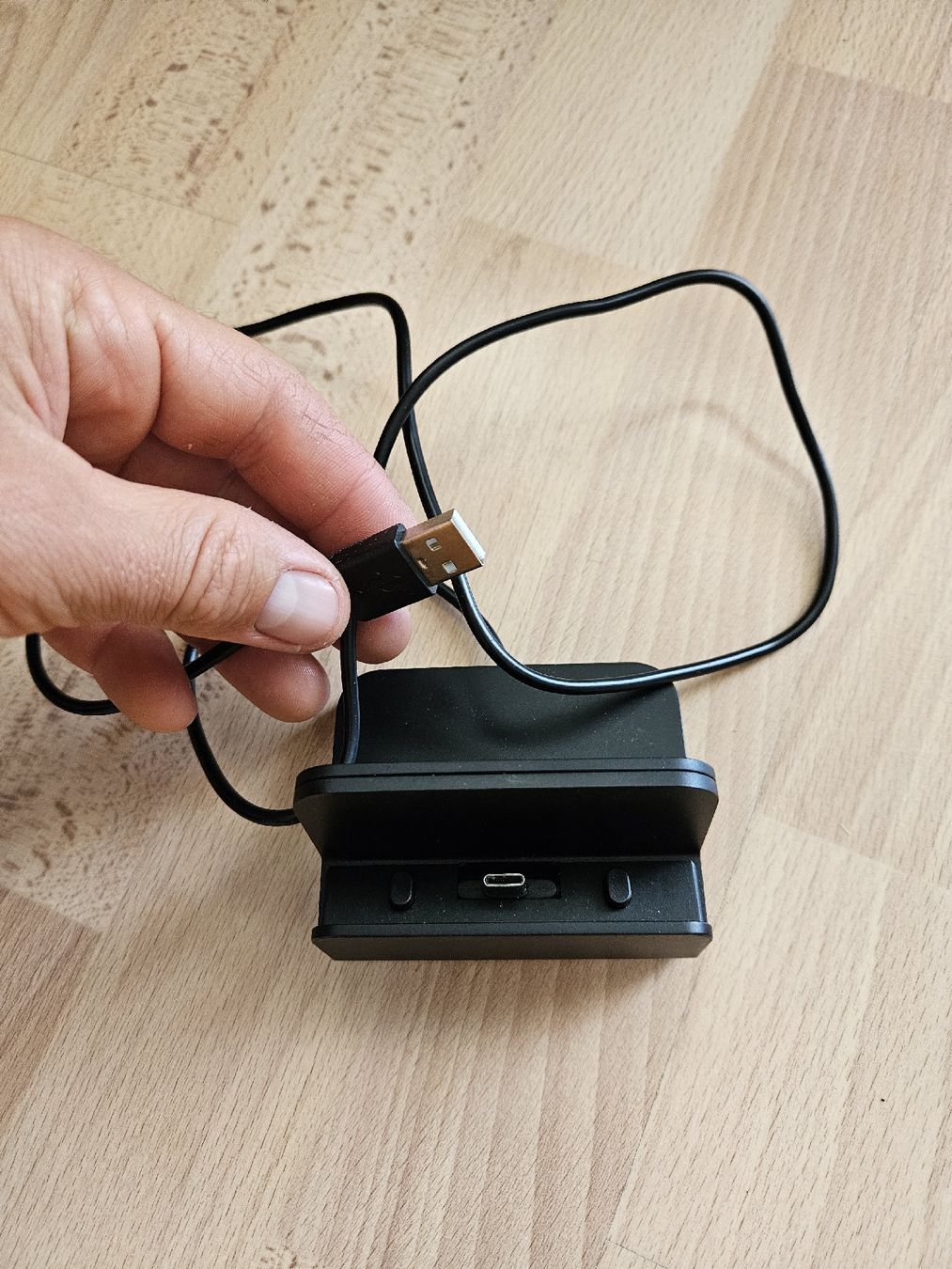 Docking station: Ladestation Tyoe C – Nuovo (secondo la descrizione) da Thun venduto da danbr